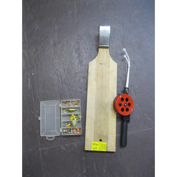 ICE FISHING ROD W/ASST. LURES & FLAYING BOARD