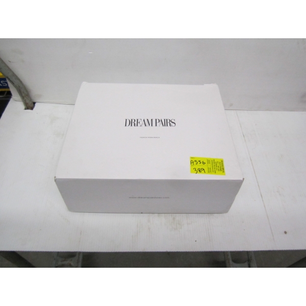 GENTLY USED PAIR OF BOOTS