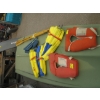 Image 8 : FIBERGLASS SEARS 12' BOAT W/LIFEJACKETS & SEAT