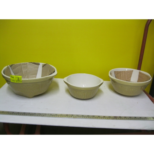 3 PIECE MIXING BOWL SET