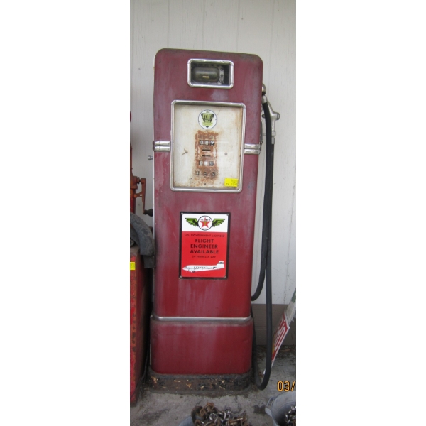 BOWSER 1939 PUMP