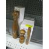 Image 1 : WOODEN S&P SHAKERS