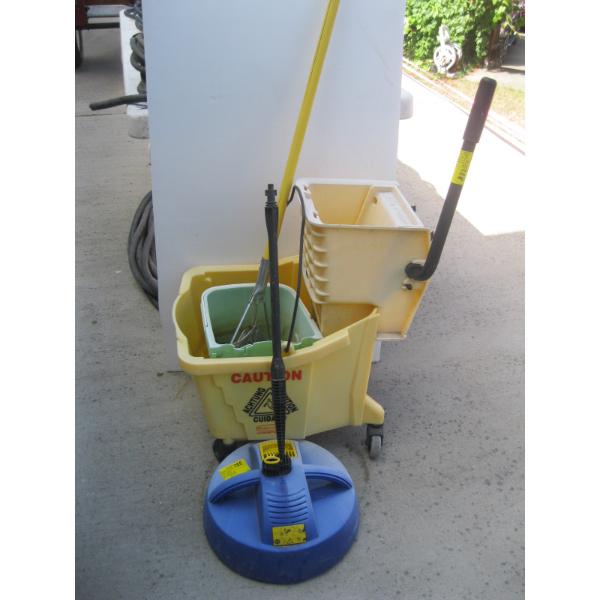 MOP BUCKET W/MOP & POWER SCRUBBER FOR HOSE