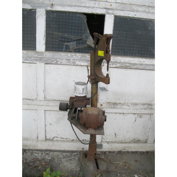 ELECTRIC RIVETING MACHINE
