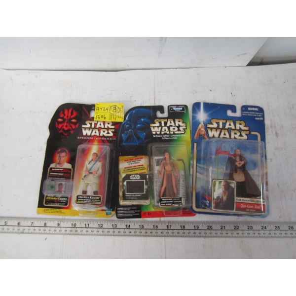 3 STAR WARS FIGURINES