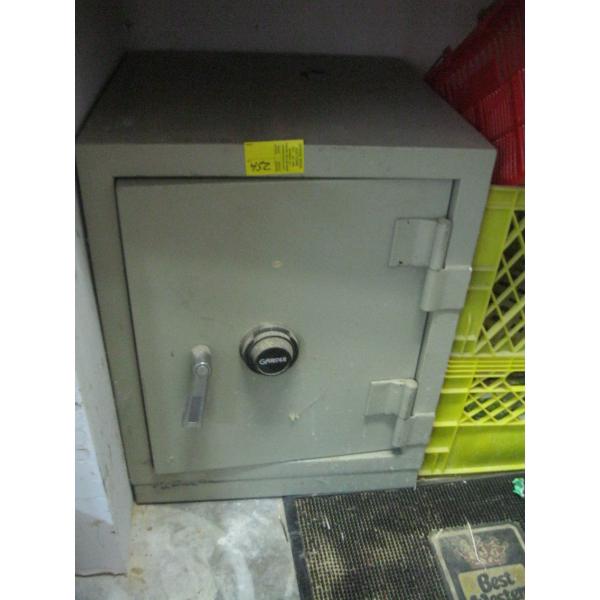 SAFE - NO COMBINATION