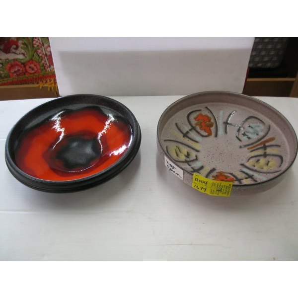 2 WEST GERMAN MCM BOWLS