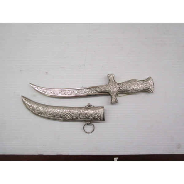 DECORATIVE DAGGER W/SHEATH