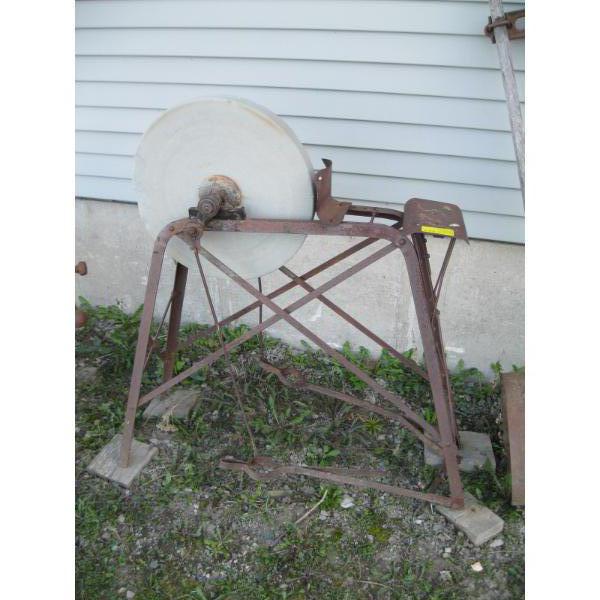GRIND STONE ON STAND