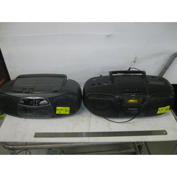 2 SM. PORTABLE STEREO UNITS