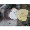 Image 2 : 3 METAL TRACTOR SEATS
