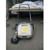 Image 1 : KARCHER DRIVEWAY SWEEPER
