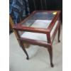 Image 2 : END TABLE DISPLAY CASE