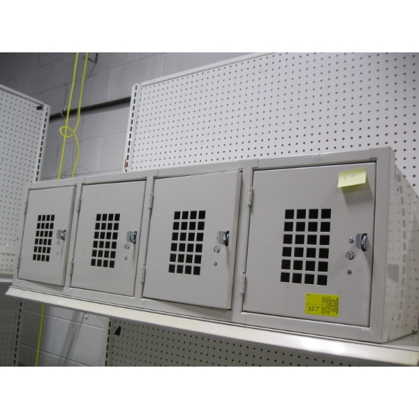 4 DOOR LOCKER