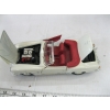 Image 2 : MERCEDES BENZ 190SL DIECAST CAR