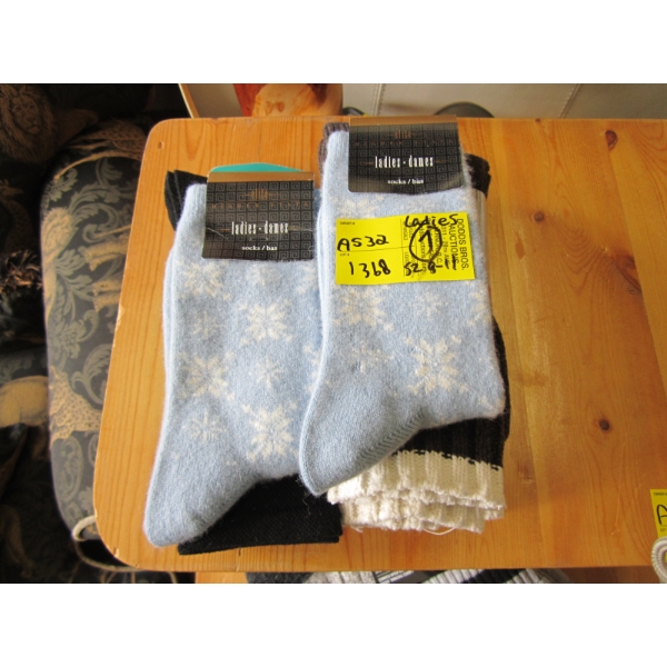 7 PAIR OF LADIES NEW SOCKS