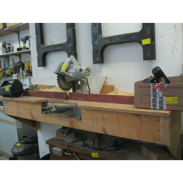 ROCKWELL COMPOUND MITER SAW