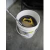 Image 1 : BUCKET W/SANDBLASTING SAND, GUN & HOSE