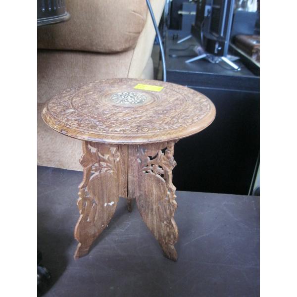 SM. CARVED TOP INLAID TABLE