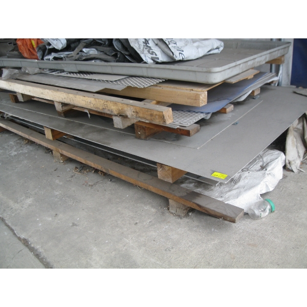 LG. PALLET OF ASST. ALUMINUM SHEETING, GRADING, ETC.