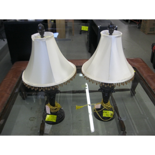 PAIR OF LAMPS