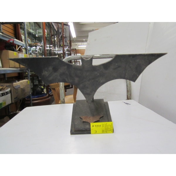 METAL BAT SIGN
