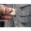Image 5 : SET OF 5 TIRES - LT265/70R18 - 4 ARE ON GM CHROME 8 BOLT RIMS
