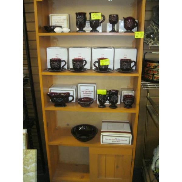 LG. LOT OF RED AVON 1976 CAPE COD COLLECTION DISHES