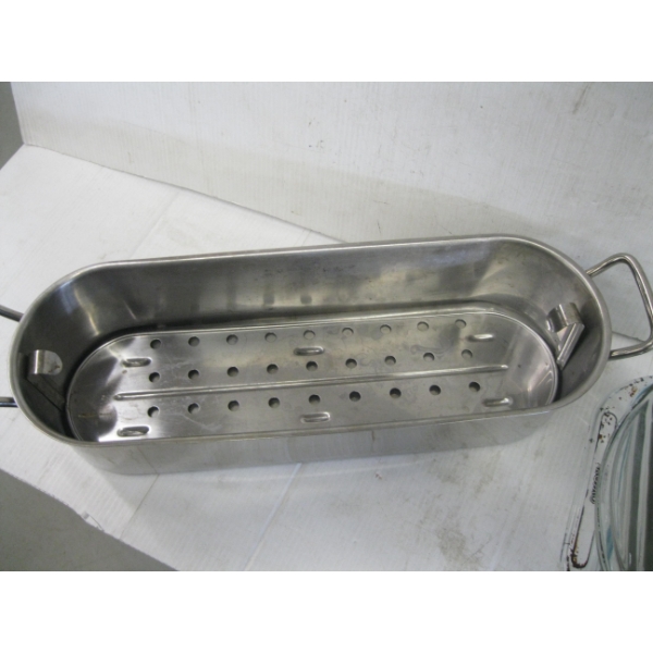 STAINLESS STEEL LONG NARROW PAN & 3 GLASS BAKING PANS & COLLECTOR PLATES