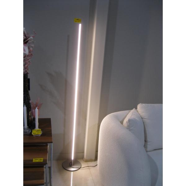 STRAIGHT STICK LED FLOOR LIGHT
