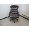 Image 1 : BROWN LEATHER EXECUTIVE CHAIR