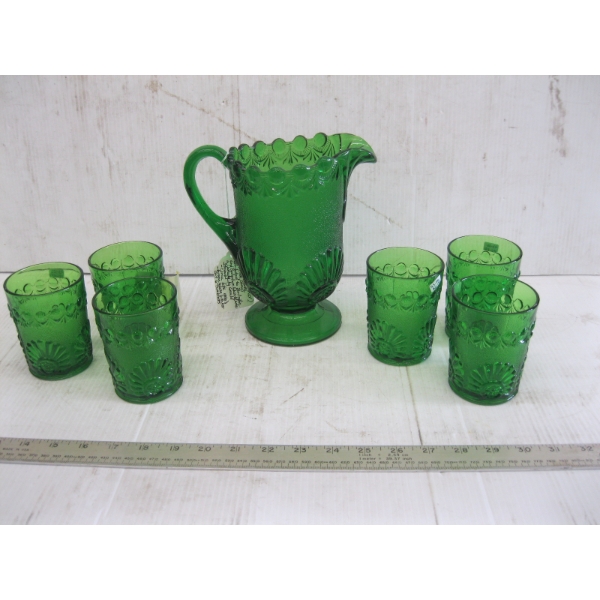 NUGGET GREEN GLASS PITCHER W/6 TUMBLERS