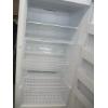 Image 3 : GE STANDUP FREEZER W/KEY
