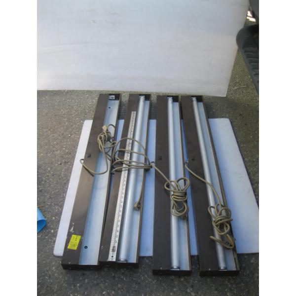4 - FLUORESCENT LIGHT FIXTURES