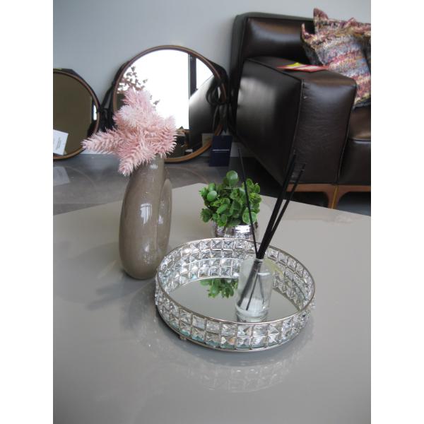 4 PIECES OF DÉCOR