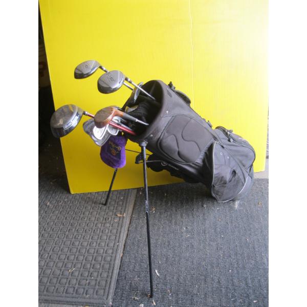 GOLF BAG W/CLUBS  