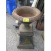 Image 1 : CAST IRON PLANTER