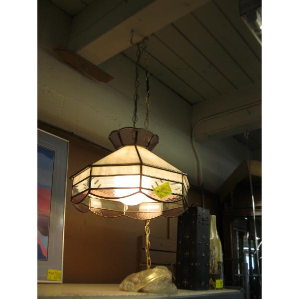 HANGING LIGHT FIXTURE
