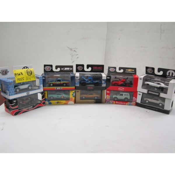 10 SM. DIECAST TRUCKS & CARS