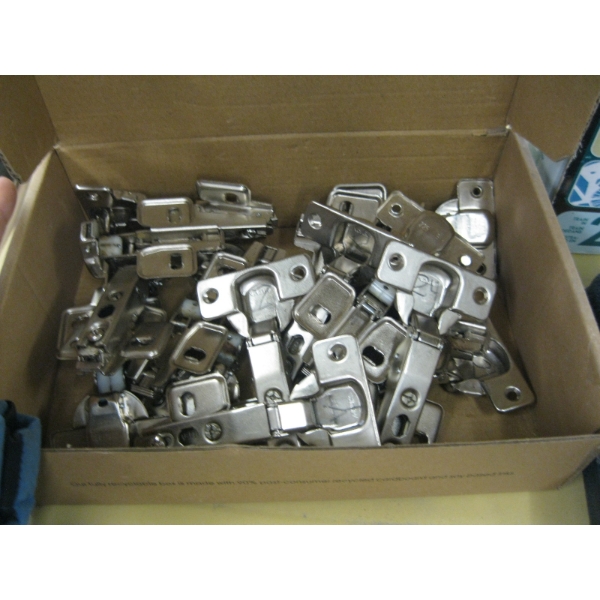 CABINET HARDWARE