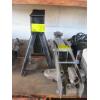 Image 1 : AXLE STAND & HYDRAULIC JACK