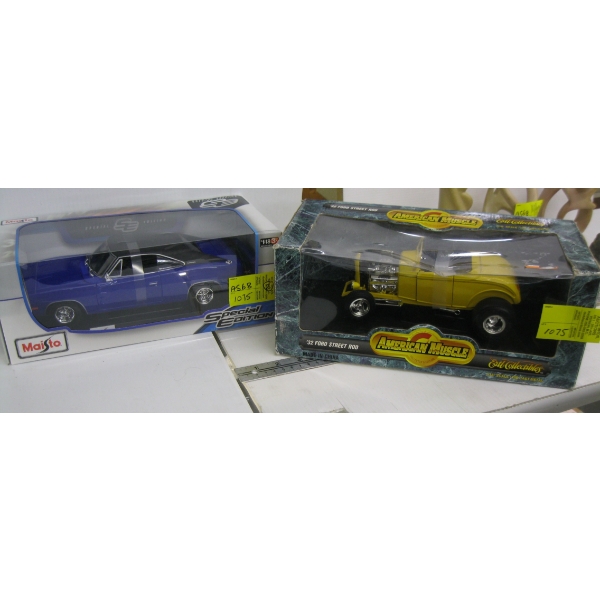 2 DIECAST CARS IN ORIGINAL BOXES