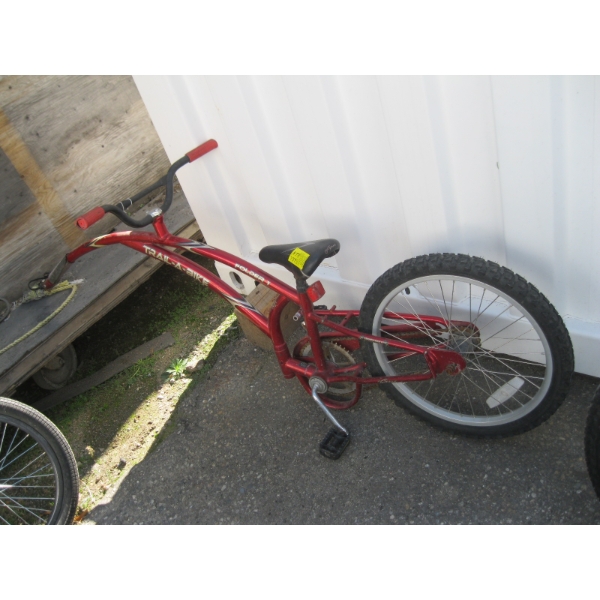 KIDs TRAIL A BIKE