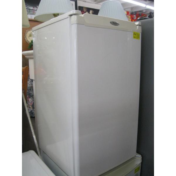 WHIRLPOOL SINGLE DOOR BAR FRIDGE