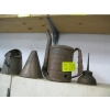 Image 1 : OIL CANS