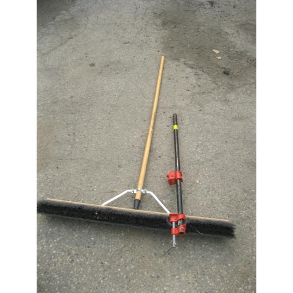 LG. BROOM & WOOD CLAMP