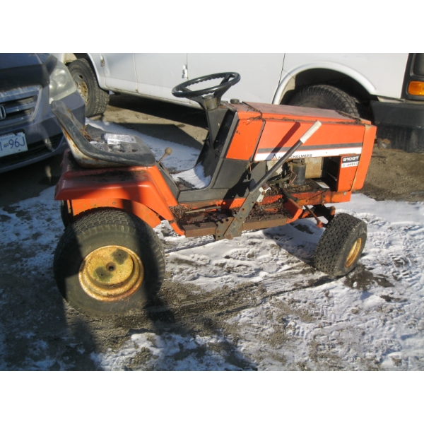 "AS IS" ALICE CHALMERS GARDEN TRACTOR