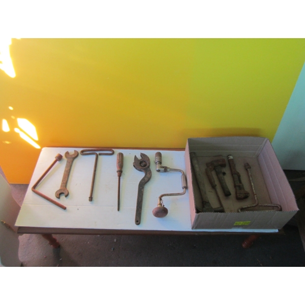 BOX OF VINTAGE TOOLS