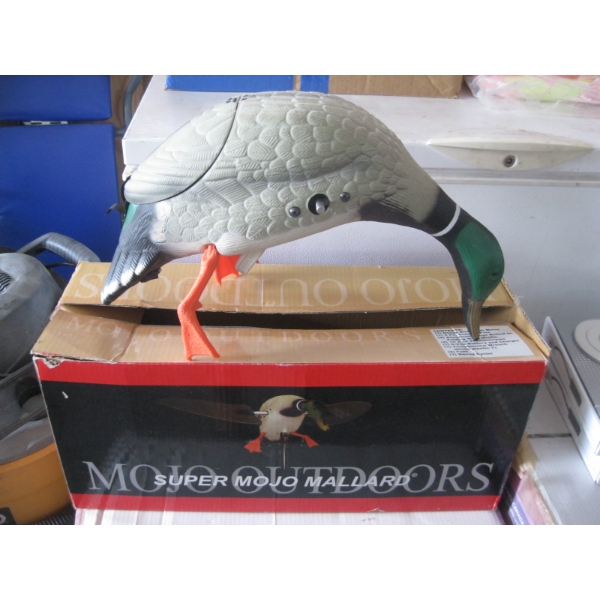 SUPER MOJO MALLARD DECOY - MISSING STAND & WINGS
