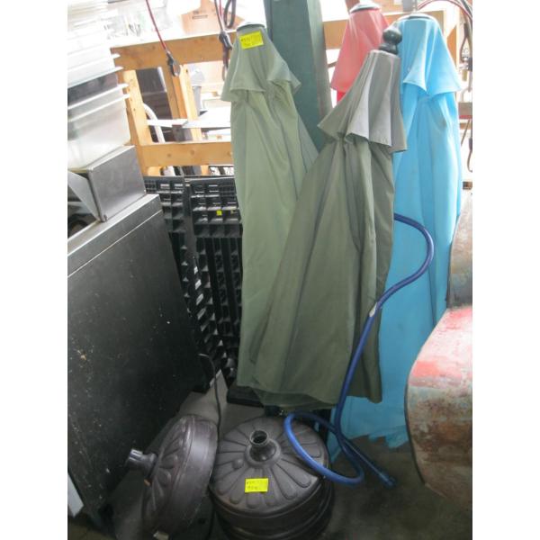 4 PATIO UMBRELLAS